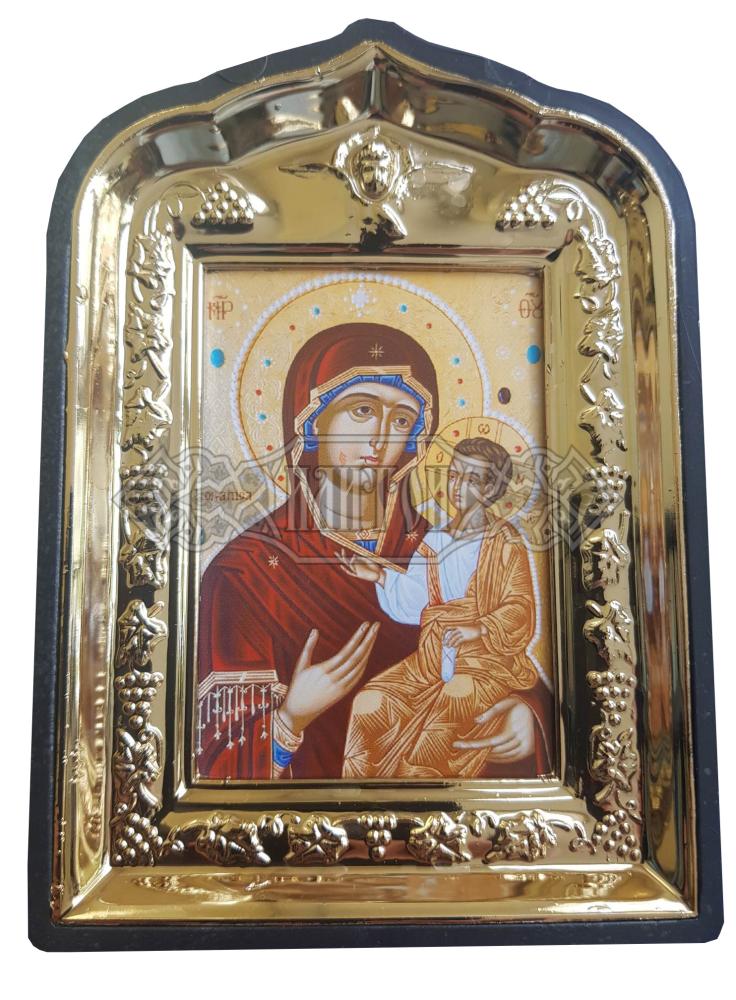 Кивот „Света Богородица Ново-Иверска – просияла“, позлата.